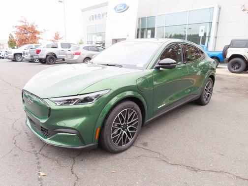 2025 Ford Mustang Mach-E Premium