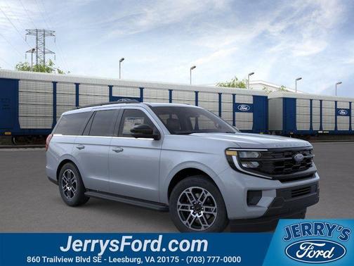Glacier Gray Metallic 2026 Ford Expedition Active