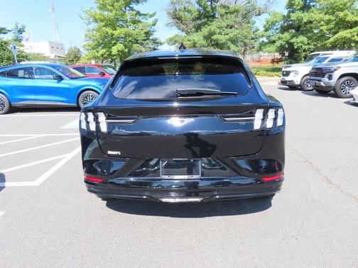 2022 Ford Mustang Mach-E Premium