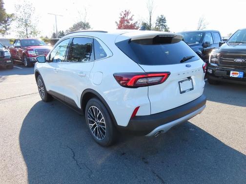 2025 Ford Escape PHEV
