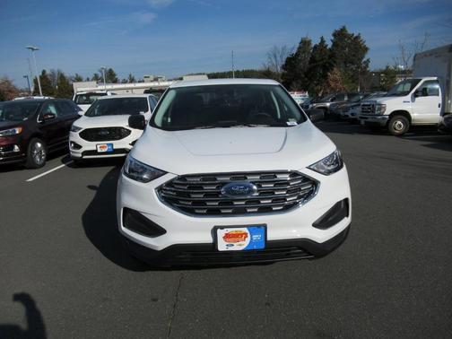 Photo 2 of 16 of 2022 Ford Edge SE