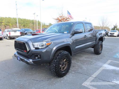 2021 Toyota Tacoma TRD Sport