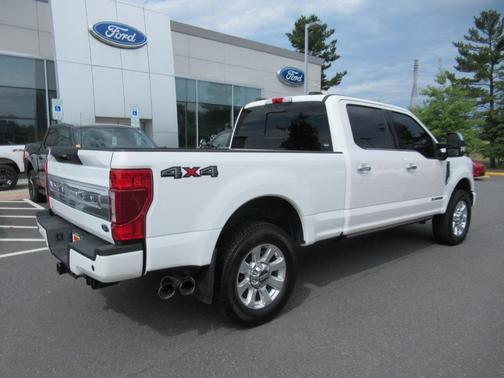 Photo 5 of 32 of 2020 Ford F-250 Platinum