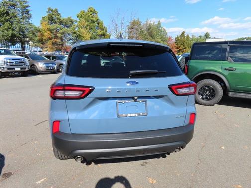 2026 Ford Escape ST-Line Select