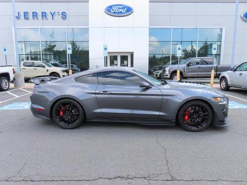 2021 Ford Shelby GT500 Base