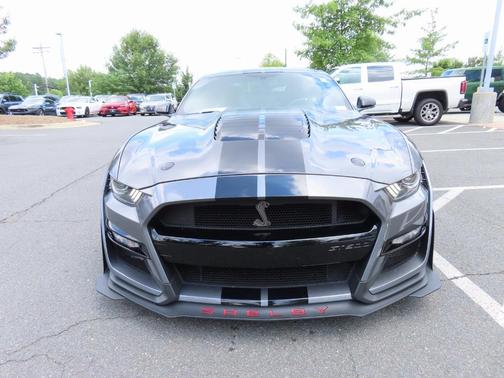 2021 Ford Shelby GT500 Base