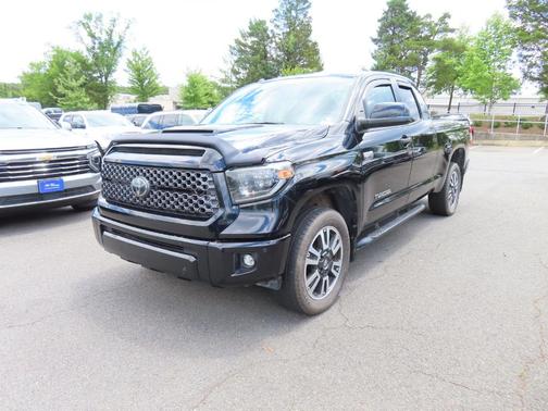 Midnight Black Metallic 2019 Toyota Tundra SR5