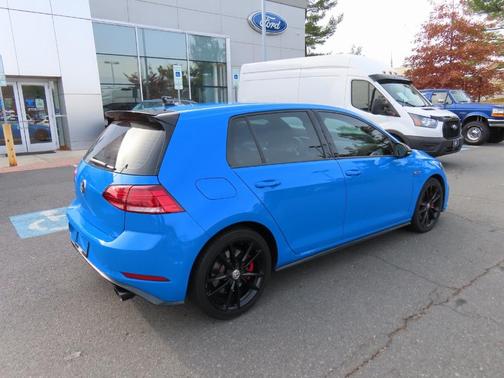 2021 Volkswagen Golf GTI 2.0T SE
