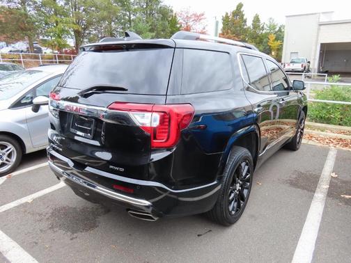 2020 GMC Acadia Denali