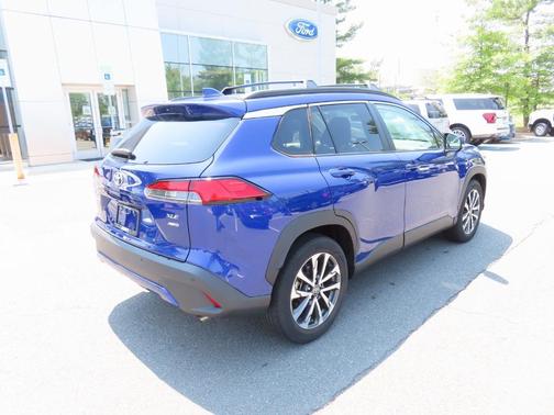 2022 Toyota Corolla Cross XLE