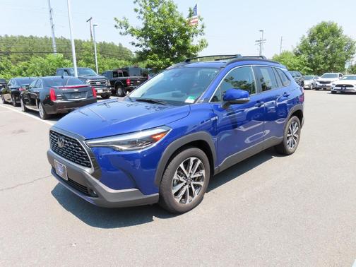 2022 Toyota Corolla Cross XLE