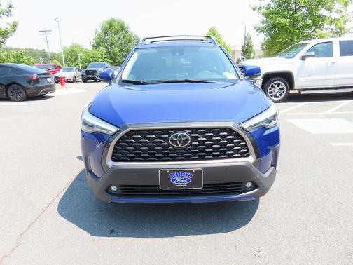 2022 Toyota Corolla Cross XLE