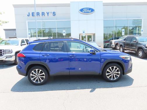 2022 Toyota Corolla Cross XLE