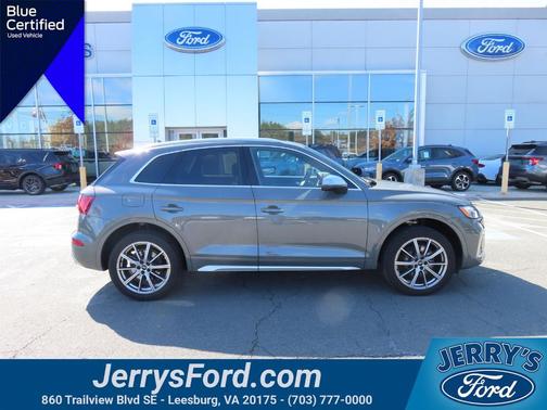 Chronos Gray Metallic 2023 Audi SQ5 3.0T Premium