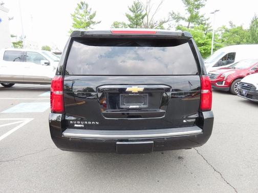 2017 Chevrolet Suburban Premier
