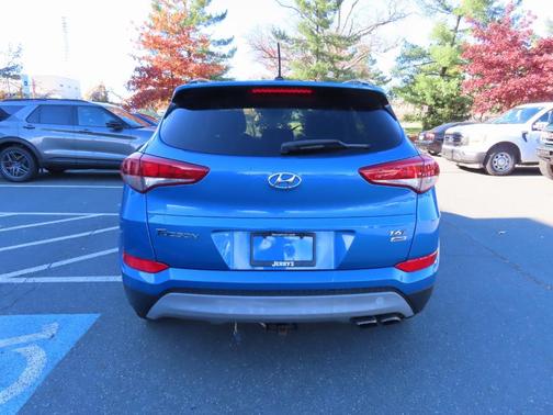 2017 Hyundai TUCSON Night