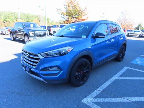 2017 Hyundai TUCSON Night