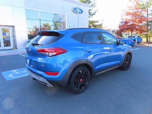 2017 Hyundai TUCSON Night