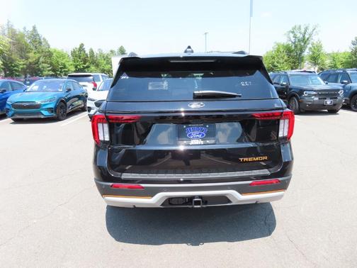 Agate Black Metallic 2026 Ford Explorer Tremor