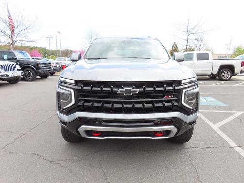 Sterling Gray Metallic 2025 Chevrolet Suburban Z71