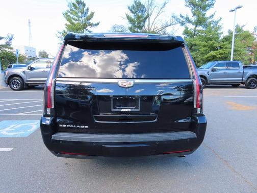 2020 Cadillac Escalade ESV Premium Luxury