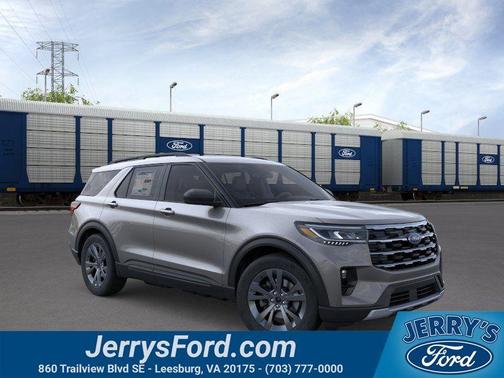 Carbonized Gray Metallic 2026 Ford Explorer Active