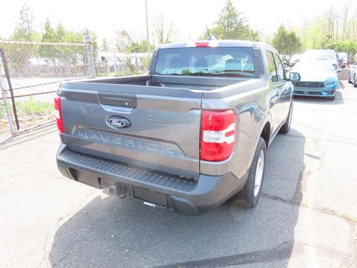 Carbonized Gray Metallic 2026 Ford Maverick XL