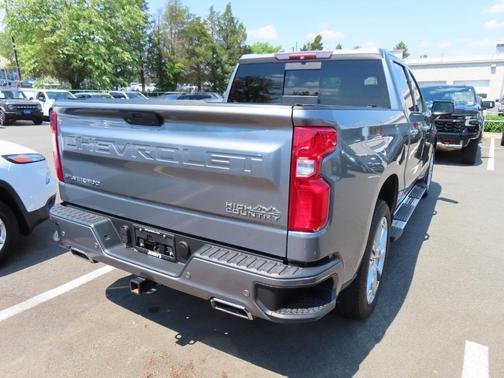 Satin Steel Metallic 2019 Chevrolet Silverado 1500 High Country