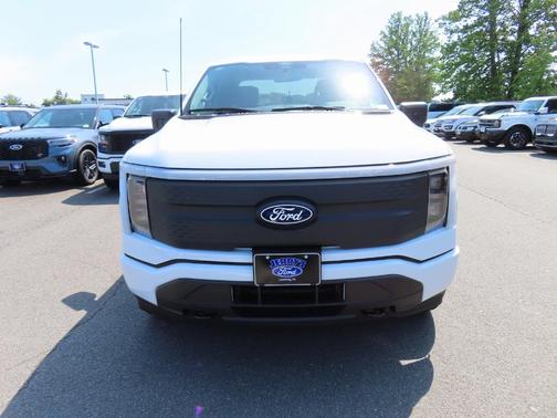 2025 Ford F-150 Lightning XLT