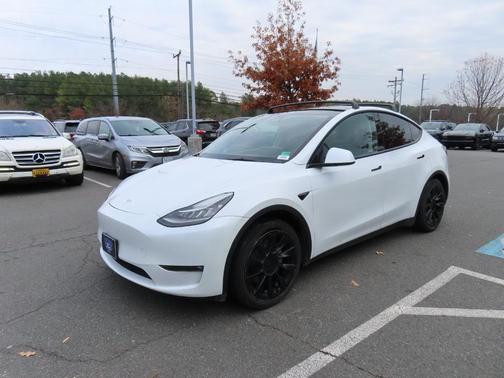 2022 Tesla Model Y Long Range