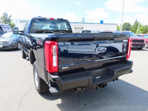 2025 Ford F-250 XL