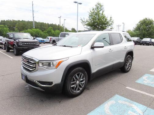 Quicksilver Metallic 2019 GMC Acadia SLT-1