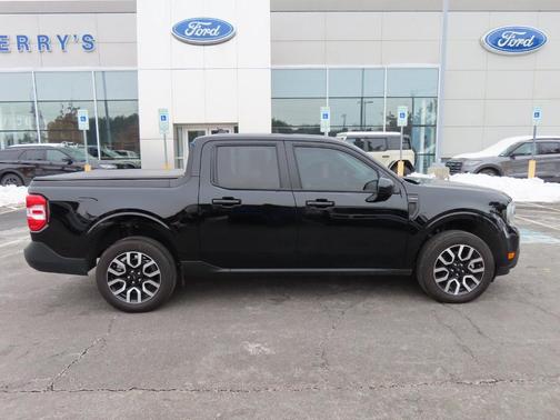 2023 Ford Maverick Lariat