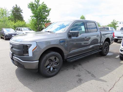 2025 Ford F-150 Lightning Flash