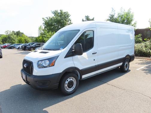 Oxford White 2026 Ford Transit-250 148 WB Medium Roof Cargo
