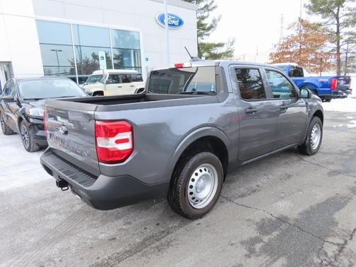 2025 Ford Maverick XL