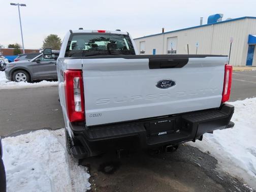 2025 Ford F-250 XL