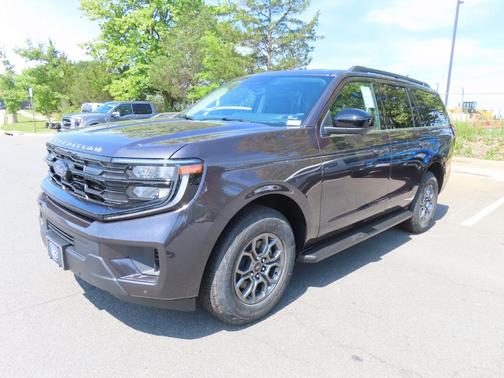 Dark Matter Gray Metallic 2026 Ford Expedition Active