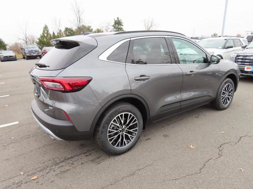 2025 Ford Escape PHEV
