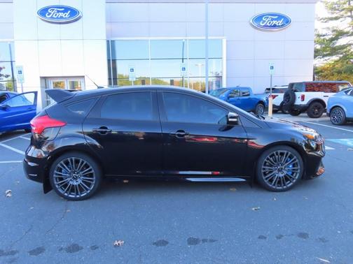 2017 Ford Focus RS Base