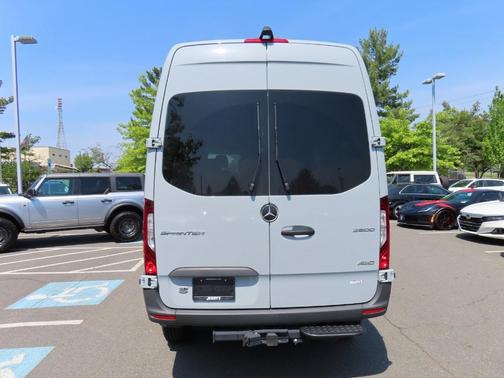 2024 Mercedes-Benz Sprinter 2500 144 WB