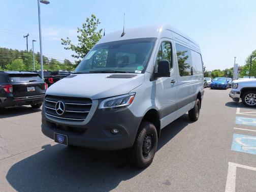 2024 Mercedes-Benz Sprinter 2500 144 WB