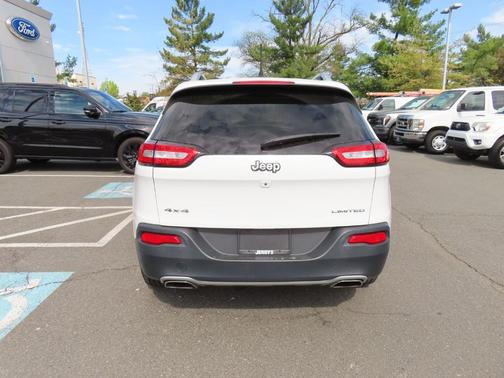 Bright White Clearcoat 2015 Jeep Cherokee Limited