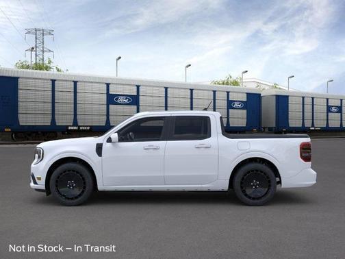 2025 Ford Maverick Lobo Standard