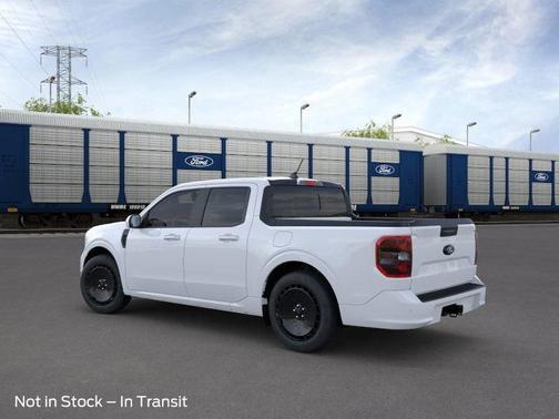 2025 Ford Maverick Lobo Standard