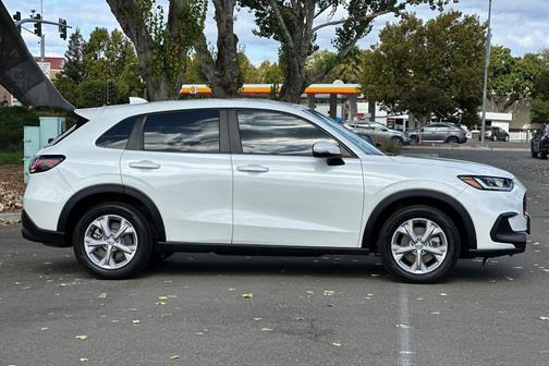 2023 Honda HR-V 