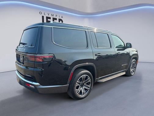 2022 Jeep Wagoneer Series III