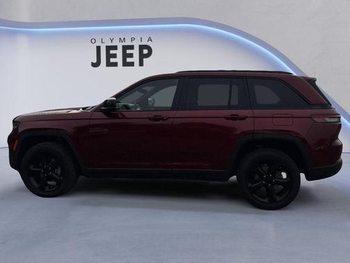 2023 Jeep Grand Cherokee Altitude