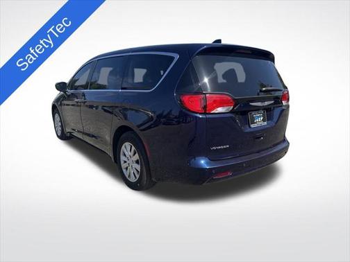2020 Chrysler Voyager L
