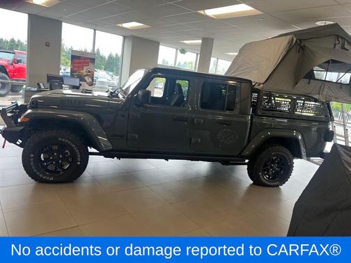 2025 Jeep Gladiator Willys